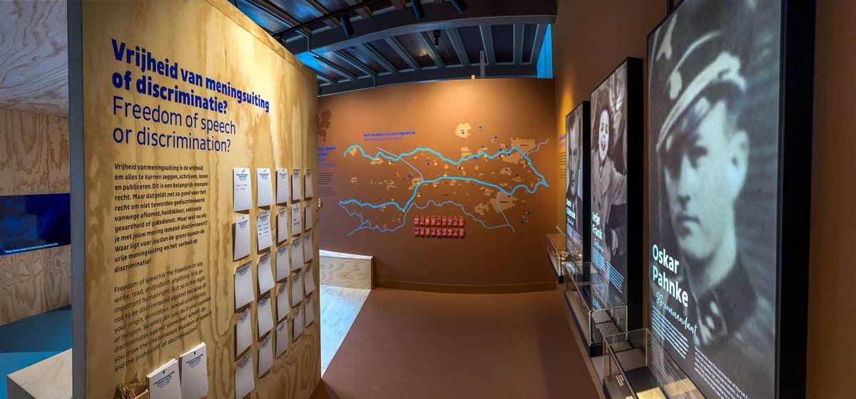 Opening WO2 informatiecentrum Rivierengebied in het Flipje en Streekmuseum.  De WO2-hotspot is geopend door wethouder Dave Verbeek en gedeputeerde Peter van ’t Hoog. Aanwezig en geinterviewd door museumdirecteur Jurriaan de Mol de twee dochters Janine e